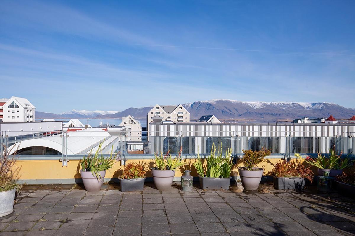 Penthouse Apartment With Panasonic Mountain View Рейк'явік Екстер'єр фото